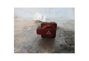 Bouton de warning CITROEN C4 1 Photo n°1