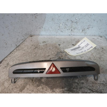 Bouton de warning PEUGEOT 308 1 SW