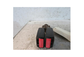 Attache ceinture arriere gauche PEUGEOT 407 Photo n°1