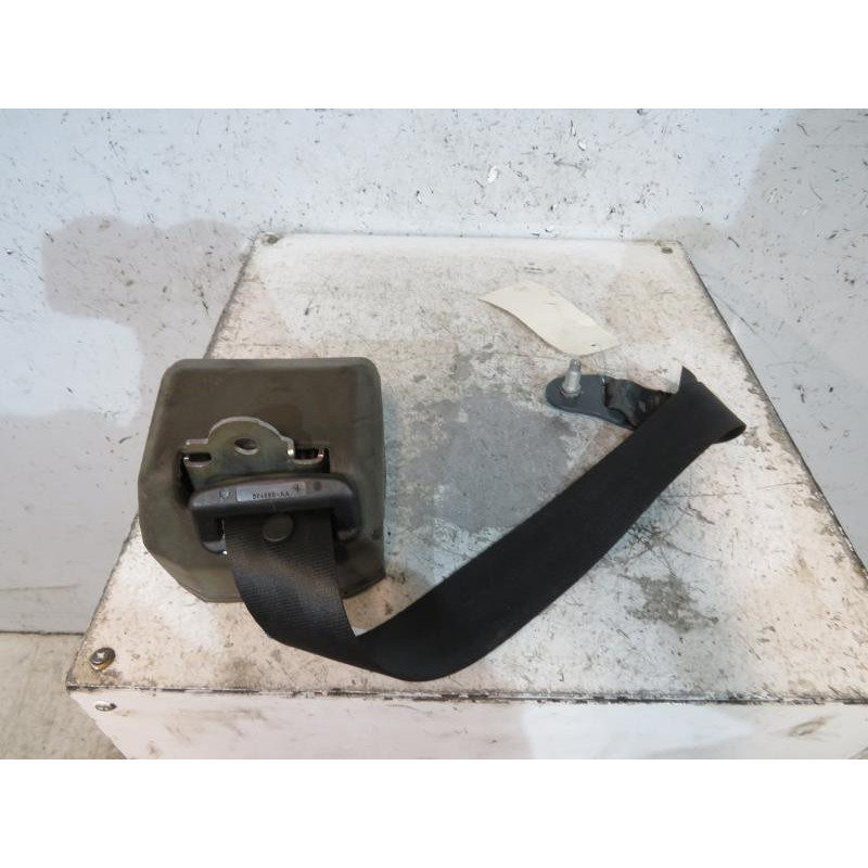 Ceinture arriere droit PEUGEOT 407 Photo n°1