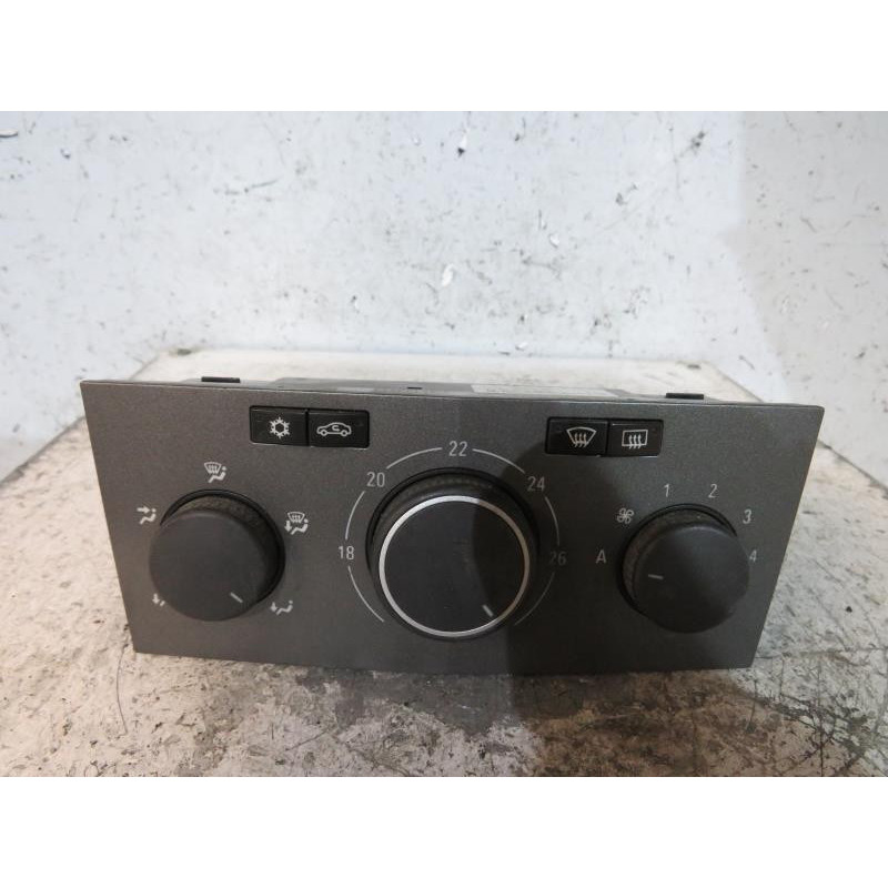 Commande chauffage OPEL ASTRA H Photo n°1