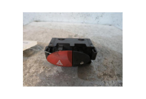 Bouton de warning RENAULT TWINGO 2 Photo n°1
