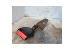 Attache ceinture arriere droit PEUGEOT 407 Photo n°1