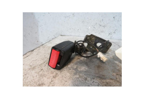 Attache ceinture arriere gauche PEUGEOT 308 1 Photo n°1