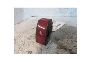 Bouton de warning OPEL CORSA C Photo n°1