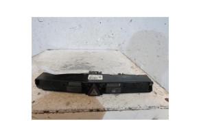 Bouton de warning OPEL ASTRA H Photo n°1