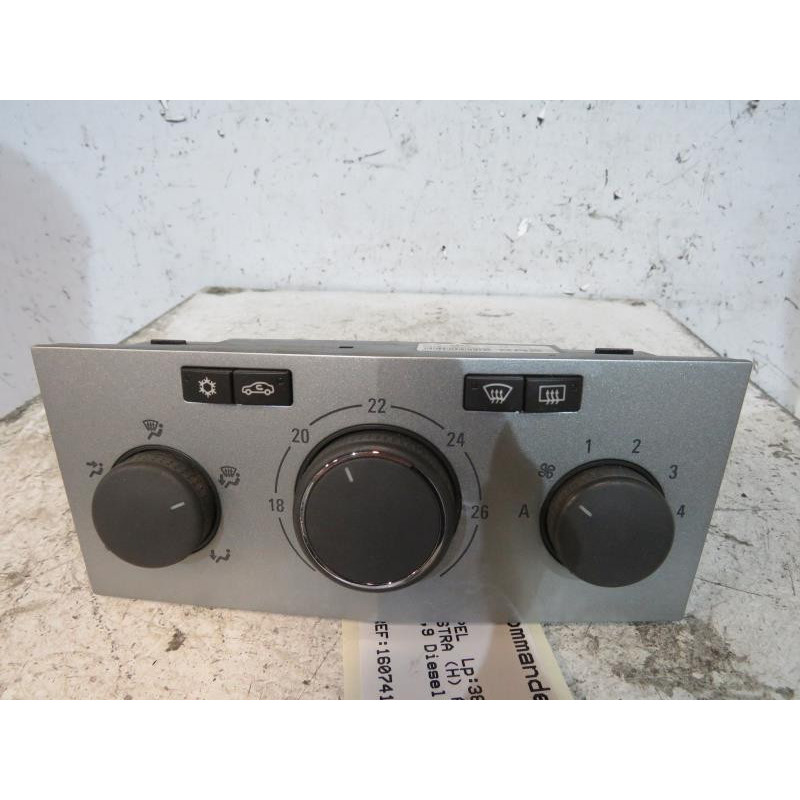 Commande chauffage OPEL ASTRA H Photo n°1