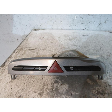 Bouton de warning PEUGEOT 308 1