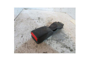 Attache ceinture arriere gauche TOYOTA COROLLA 10 Photo n°1