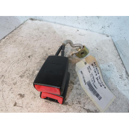 Attache ceinture arriere gauche SEAT IBIZA 3