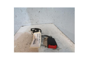 Attache ceinture arriere droit PEUGEOT 406 Photo n°1