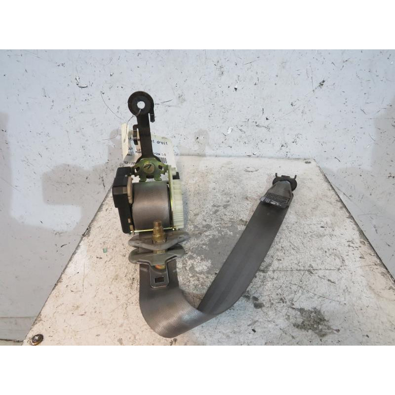 Ceinture avant droit RENAULT CLIO 2 Photo n°1