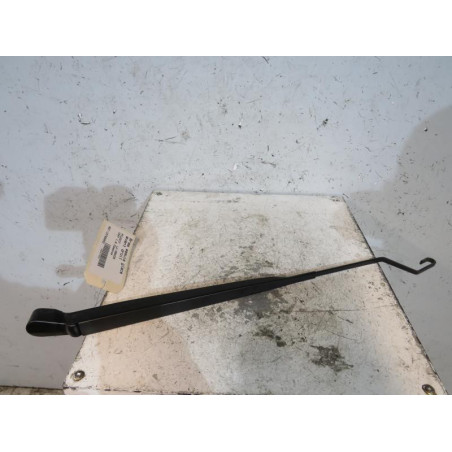 Bras essuie glace avant droit PEUGEOT 1007