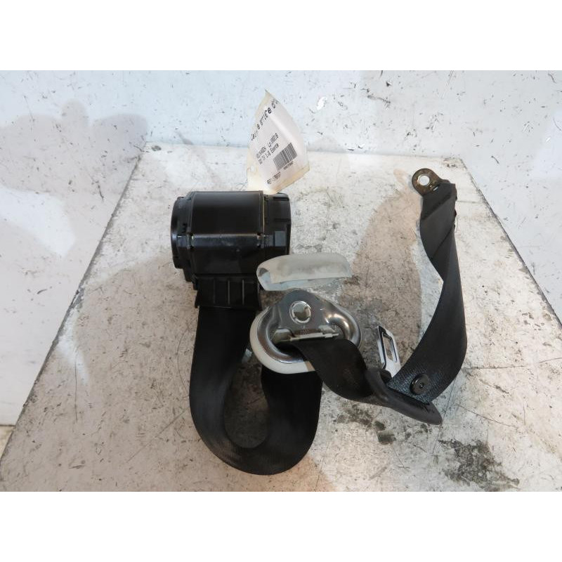 Ceinture arriere droit VOLKSWAGEN GOLF 4 Photo n°1