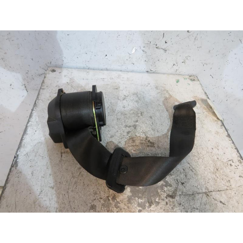 Ceinture arriere droit PEUGEOT 406 Photo n°1