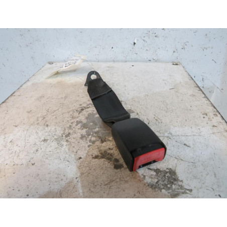 Attache ceinture arriere droit PEUGEOT 406