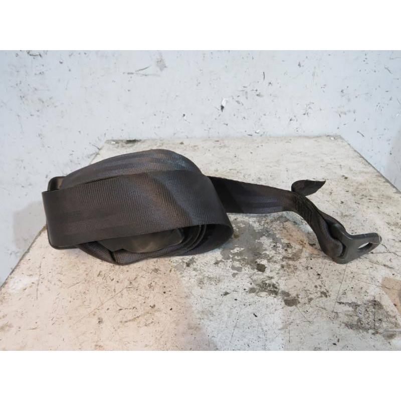 Ceinture arriere droit PEUGEOT 406 Photo n°1