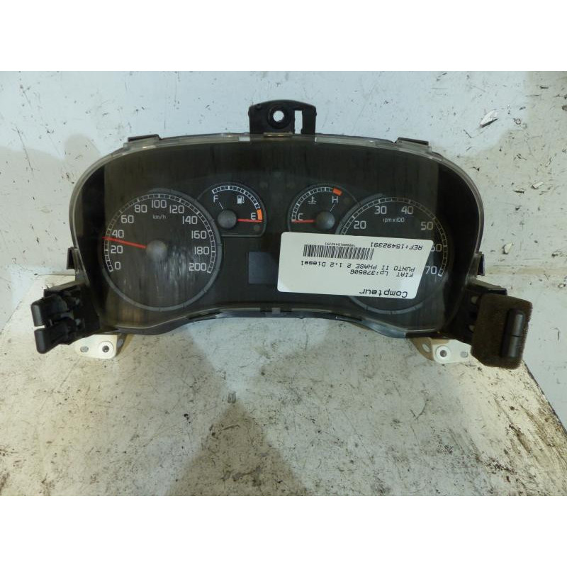 Compteur FIAT PUNTO 2 Photo n°1