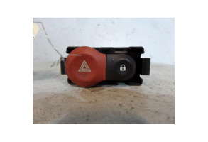 Bouton de warning RENAULT MODUS Photo n°1