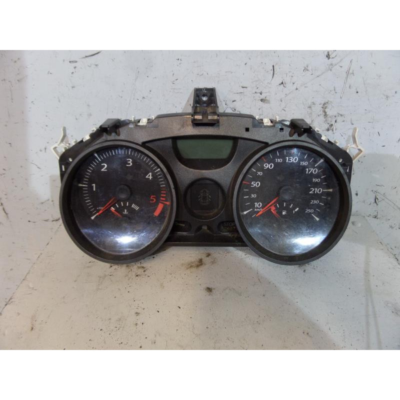 Compteur RENAULT MEGANE 2 Photo n°1