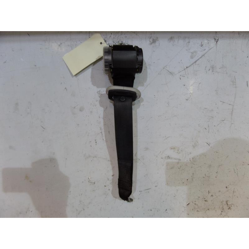 Ceinture arriere gauche VOLKSWAGEN GOLF 4 Photo n°1
