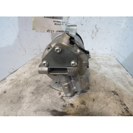 Compresseur clim RENAULT CLIO 4