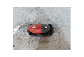 Bouton de warning RENAULT TWINGO 2 Photo n°1