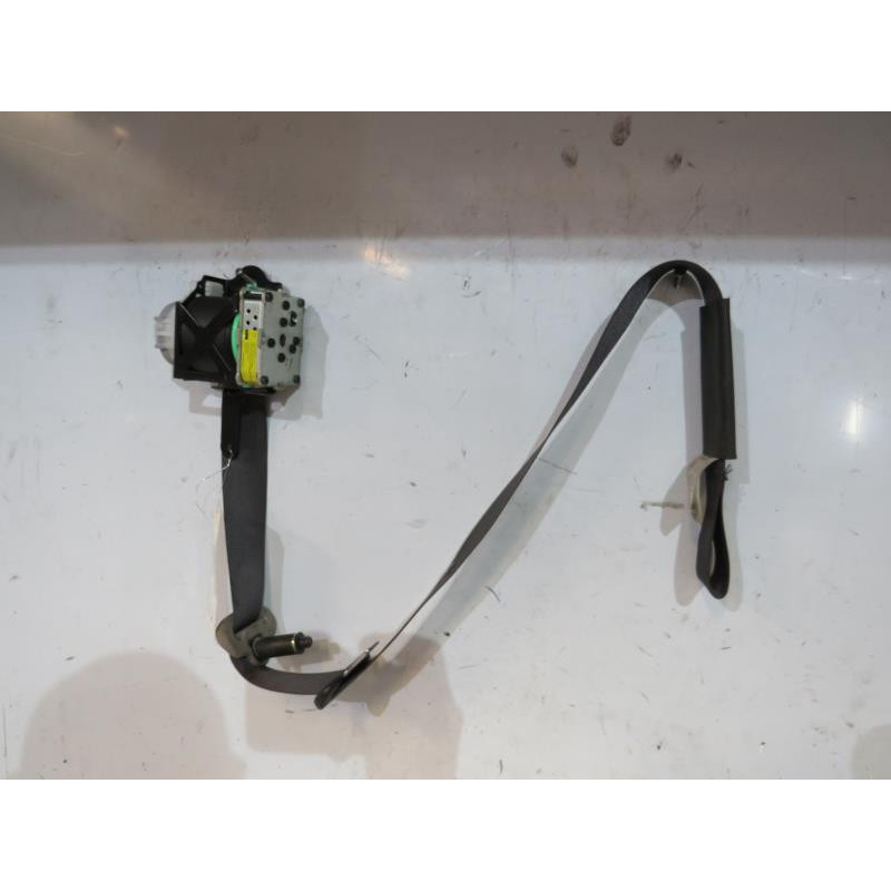 Ceinture avant droit TOYOTA YARIS 2 Photo n°1