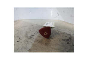 Bouton de warning PEUGEOT 807 Photo n°1
