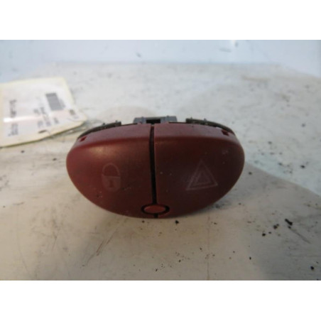 Bouton de warning CITROEN XSARA PICASSO