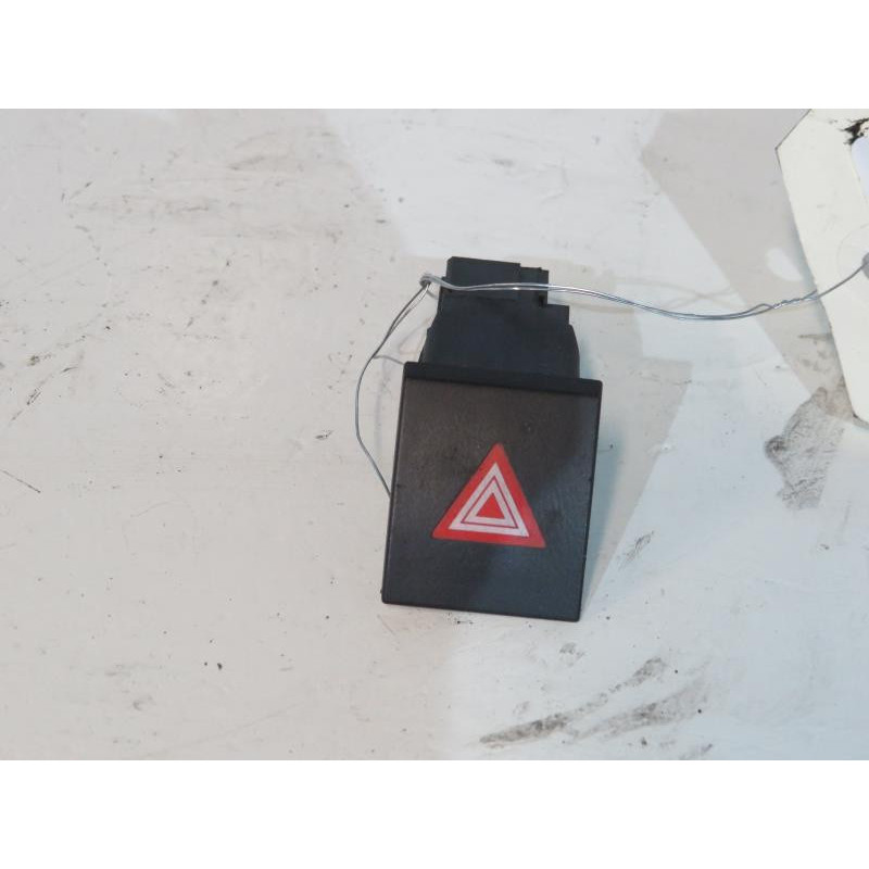 Bouton de warning SKODA FABIA 2 Photo n°1