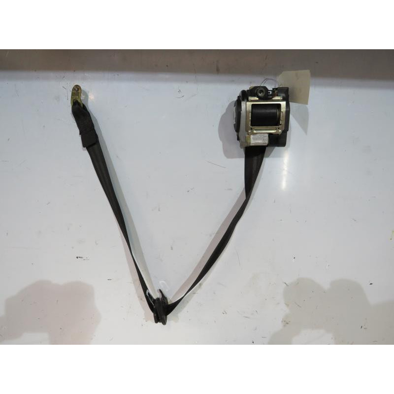 Ceinture avant droit VOLKSWAGEN PASSAT 4 Photo n°1