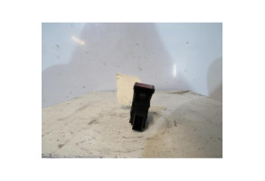 Bouton de warning OPEL CORSA C Photo n°2