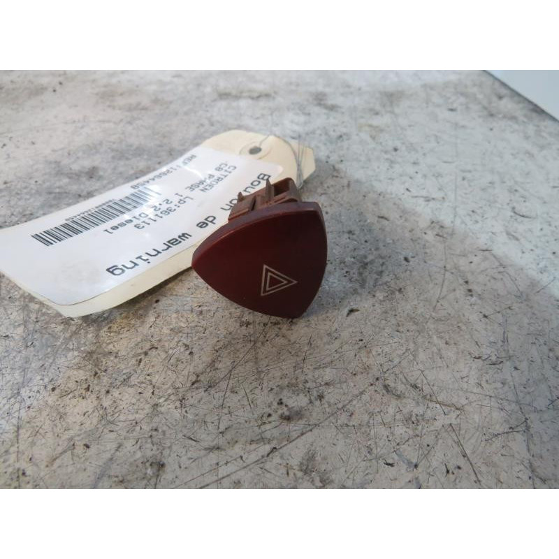 Bouton de warning CITROEN C8 Photo n°1