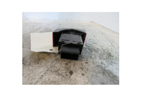 Bouton de warning OPEL CORSA C Photo n°2