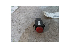 Bouton de warning SEAT IBIZA 3 Photo n°1