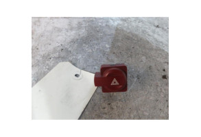 Bouton de warning CITROEN C4 1 Photo n°1