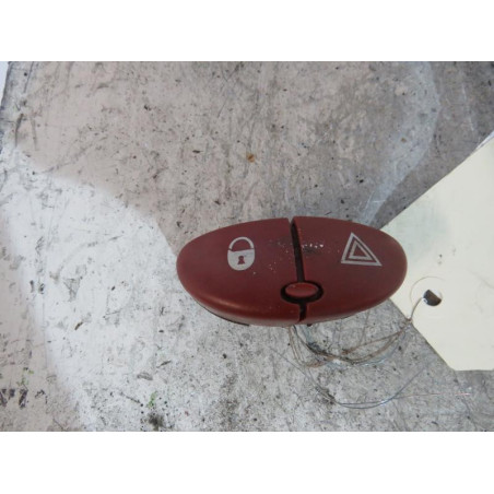 Bouton de warning CITROEN XSARA PICASSO