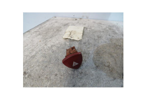 Bouton de warning CITROEN C8 Photo n°1