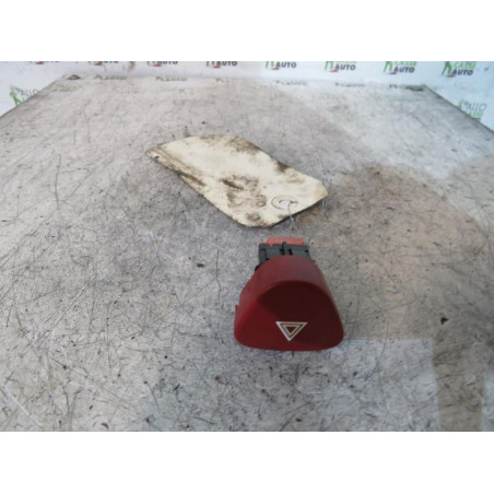 Bouton de warning CITROEN C3 1