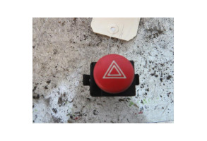 Bouton de warning SEAT IBIZA 3 Photo n°1