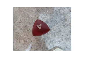 Bouton de warning CITROEN C8 Photo n°1