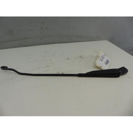 Bras essuie glace avant droit RENAULT CLIO 1