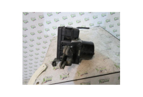 Bloc ABS (freins anti-blocage) VOLKSWAGEN GOLF 4 Photo n°5