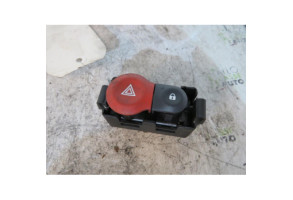 Bouton de warning RENAULT CLIO 3 Photo n°1