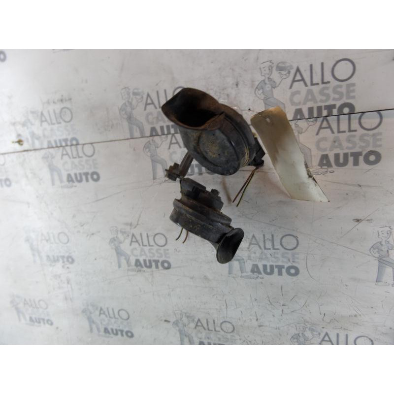 Avertisseur/Klaxon VOLKSWAGEN POLO 4 Photo n°1