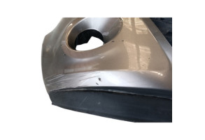 Pare choc avant RENAULT CLIO 3 Photo n°4