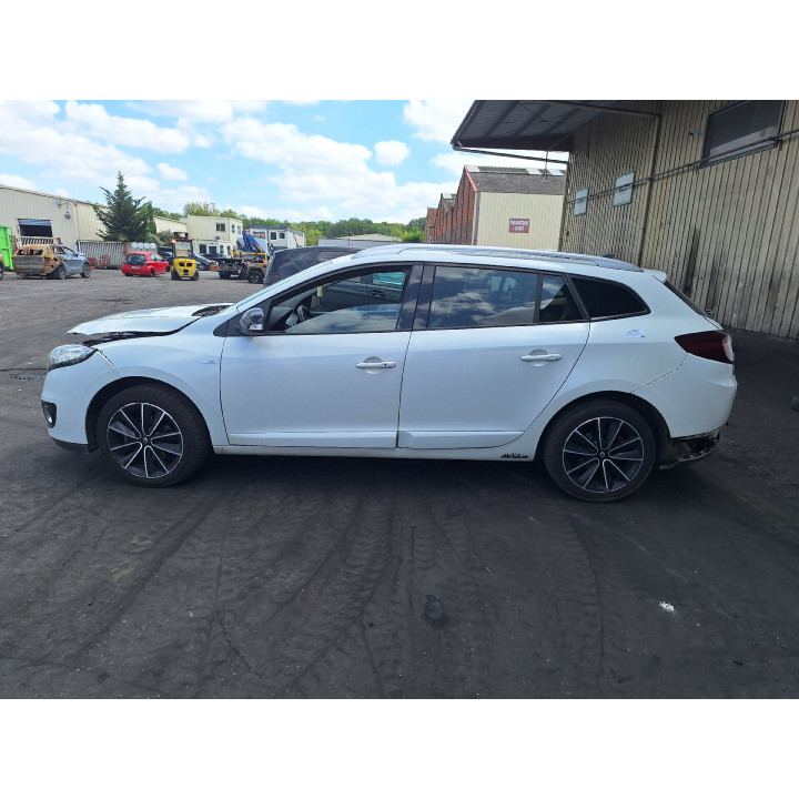 Feu arriere principal droit (feux) RENAULT MEGANE 3 Photo n°13