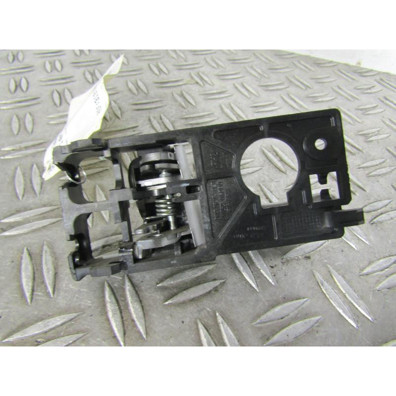 Poignee interieur arriere droit HYUNDAI I 10 1 Photo n°1