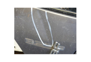Malle/Hayon arriere MAZDA 323 6 Photo n°2